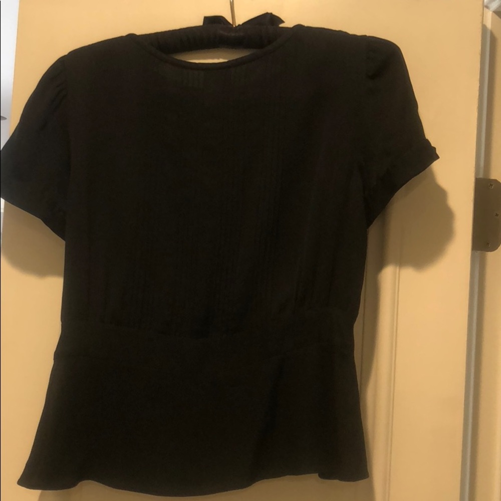 Black petite top - Picture 5 of 6